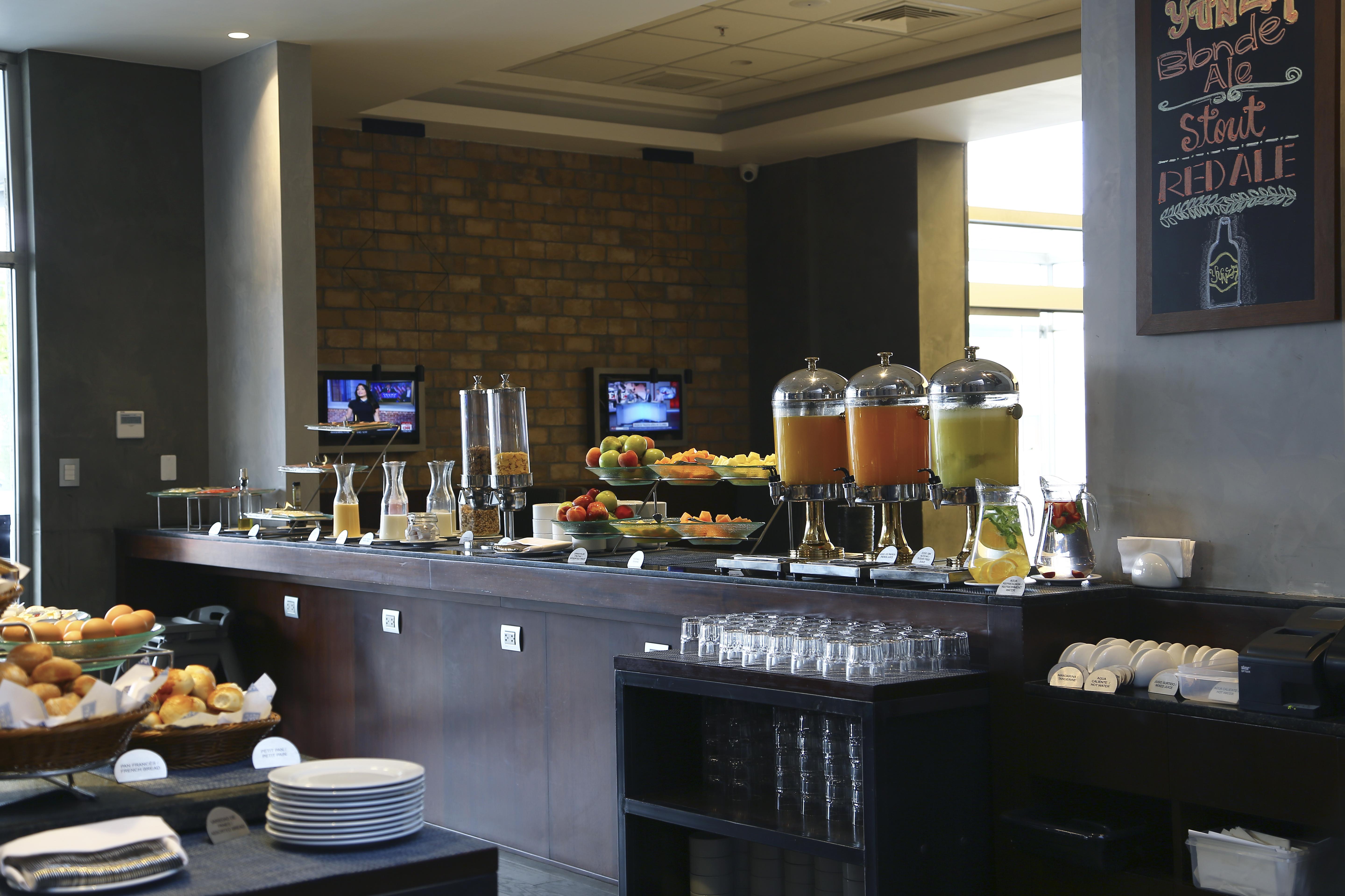 Casa Andina Select Tacna Hotel Bagian luar foto