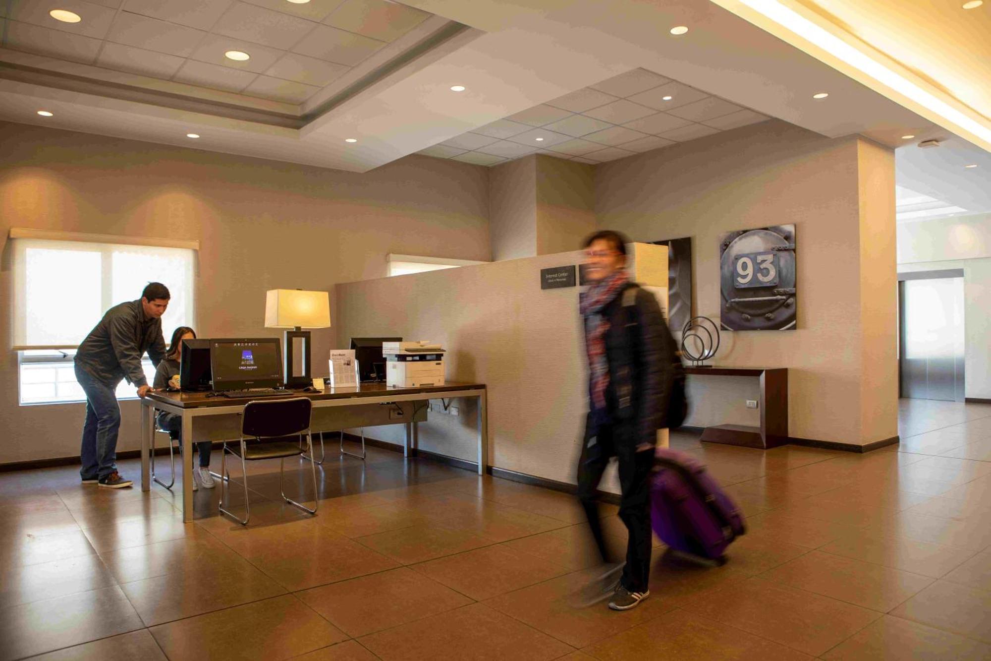 Casa Andina Select Tacna Hotel Bagian luar foto
